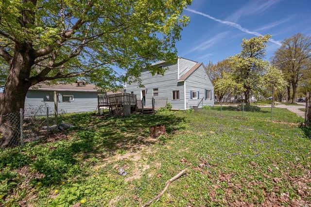 1139 BADGER STREET, Green Bay, WI 54303