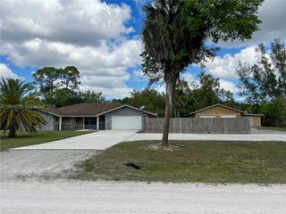13587 N 77th Pl N, Unincorporated Palm Beach County, FL 33412