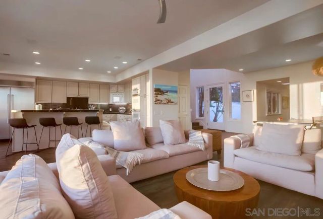 510 Neptune, Encinitas, CA 92024