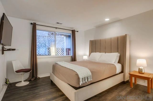 510 Neptune, Encinitas, CA 92024