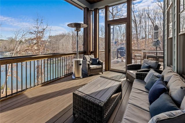 104 Hunter Hill Circle, Six Mile, SC 29682