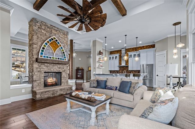 104 Hunter Hill Circle, Six Mile, SC 29682