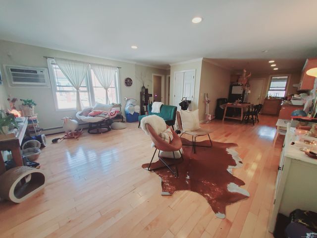 211 Main Street 4, Stamford, CT 06901