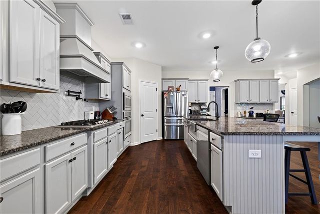 208 Seth Terrace, Mcdonough, GA 30252