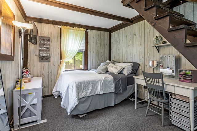 53 Long Pond Rd, Tyngsborough, MA 01879