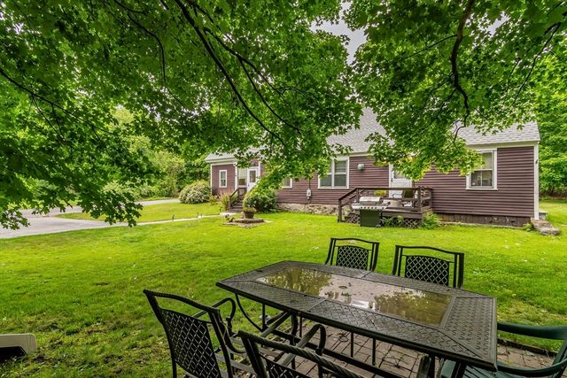53 Long Pond Rd, Tyngsborough, MA 01879