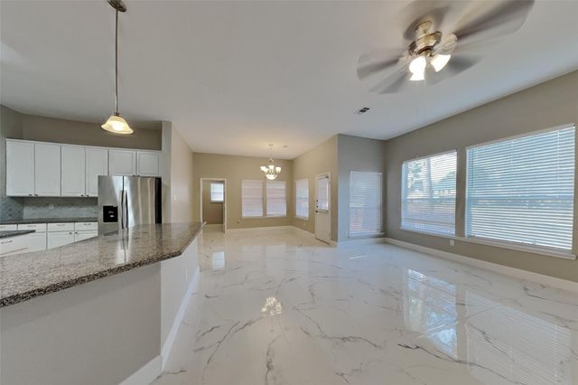 18327 Bluewater Cove Drive, Humble, TX 77346