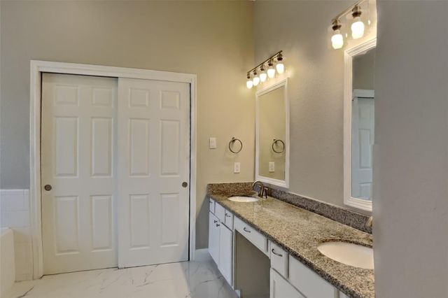 18327 Bluewater Cove Drive, Humble, TX 77346