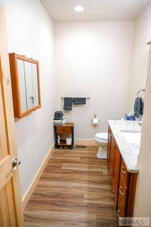 Image 24 of property listing at 801 Forest Drive, Mackay, ID 83251