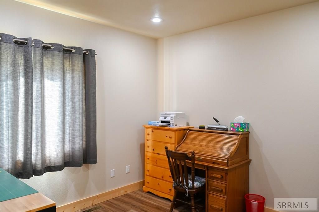 Image 28 of property listing at 801 Forest Drive, Mackay, ID 83251