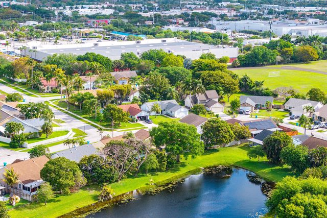 1713 Banyan Creek Court, Boynton Beach, FL 33436