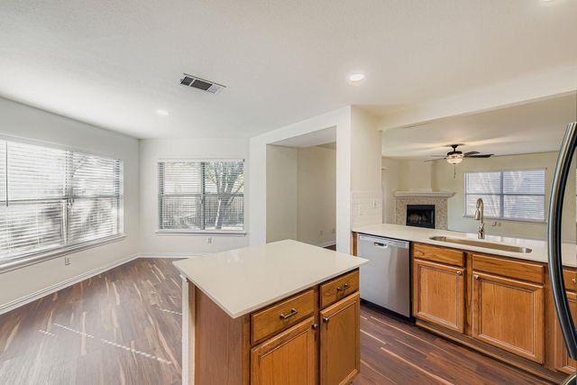 8046 Thaxton RD, Austin, TX 78747