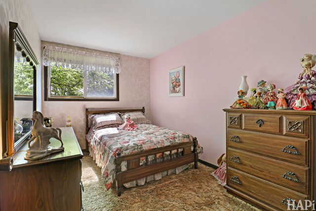 11012 Lucas Road, Woodstock, IL 60098