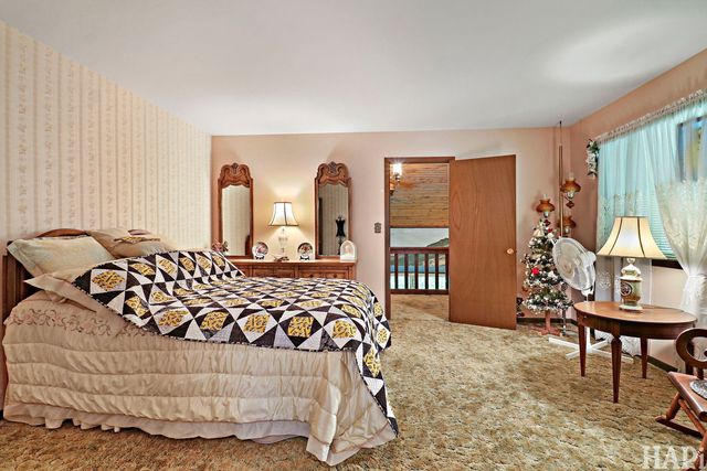 11012 Lucas Road, Woodstock, IL 60098