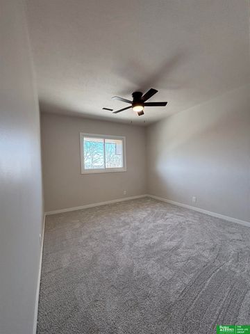 5114 N 105th Street, Omaha, NE 68134