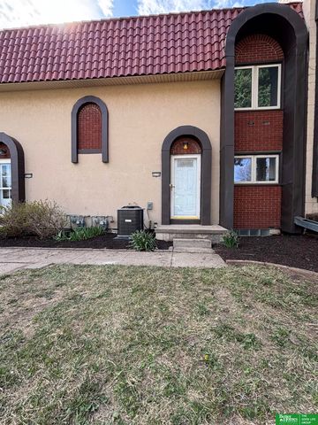 5114 N 105th Street, Omaha, NE 68134