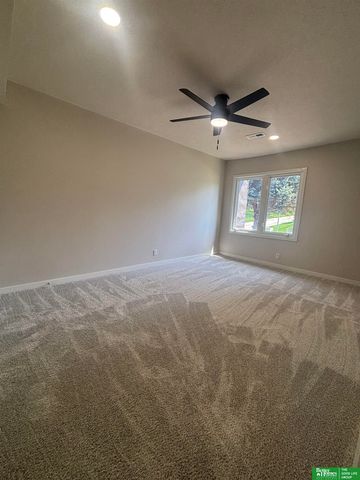5114 N 105th Street, Omaha, NE 68134