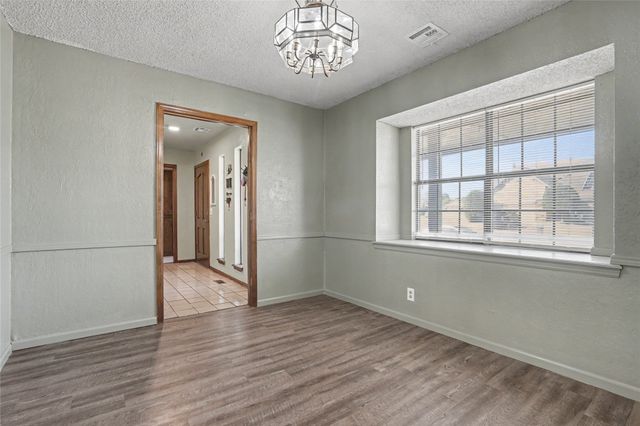 1405 W Indianola Street, Broken Arrow, OK 74012