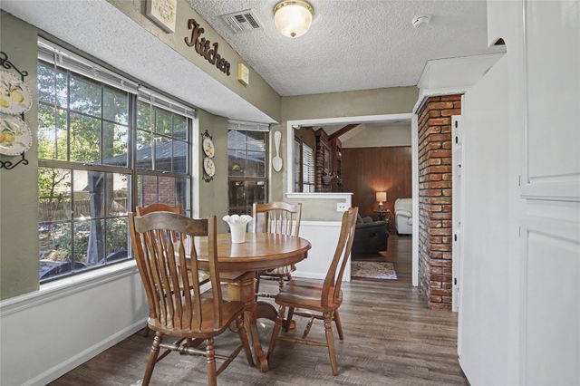 1405 W Indianola Street, Broken Arrow, OK 74012