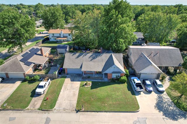 1405 W Indianola Street, Broken Arrow, OK 74012