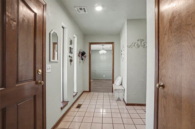1405 W Indianola Street, Broken Arrow, OK 74012