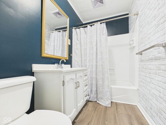 3629 Main Street, Anderson, IN 46013