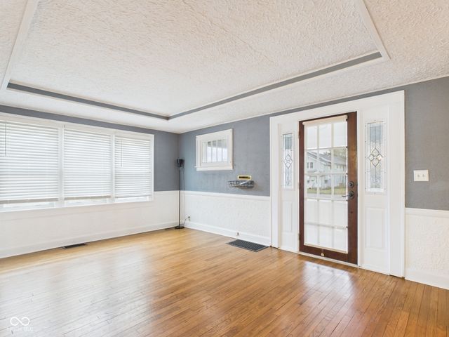 3629 Main Street, Anderson, IN 46013