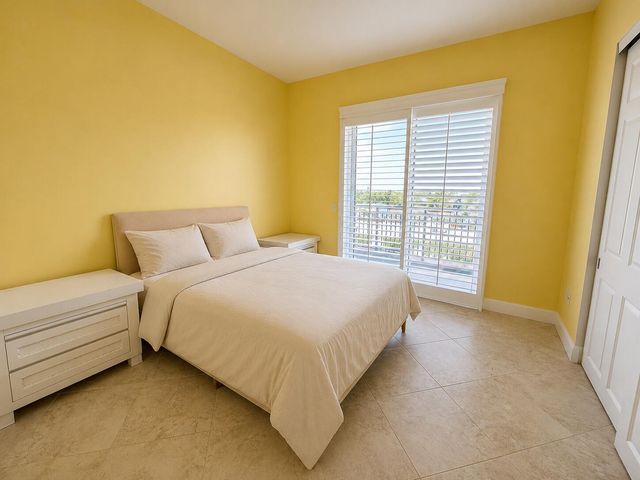 2625 NE 14th Avenue NE 406, Wilton Manors, FL 33334