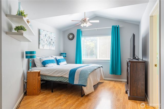 10906 181st Avenue Pl E, Bonney Lake, WA 98391