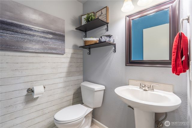 10906 181st Avenue Pl E, Bonney Lake, WA 98391