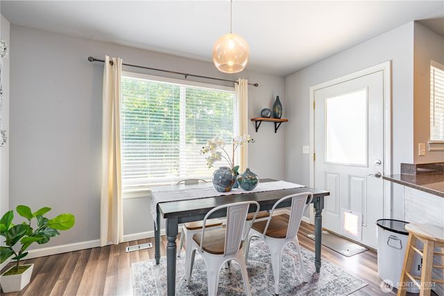 10906 181st Avenue Pl E, Bonney Lake, WA 98391