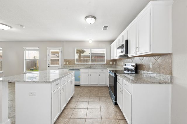 4436 Westbend Lane, Fort Worth, TX 76244