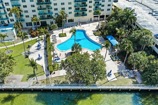 19390 Collins Ave 1223, Sunny Isles Beach, FL 33160