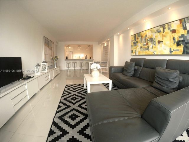 19390 Collins Ave 1223, Sunny Isles Beach, FL 33160