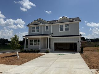 2560 Peaceful Valley Drive, Columbia, TN 38401