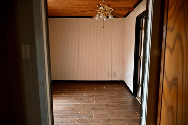 252 Bastrop Street, Angleton, TX 77515