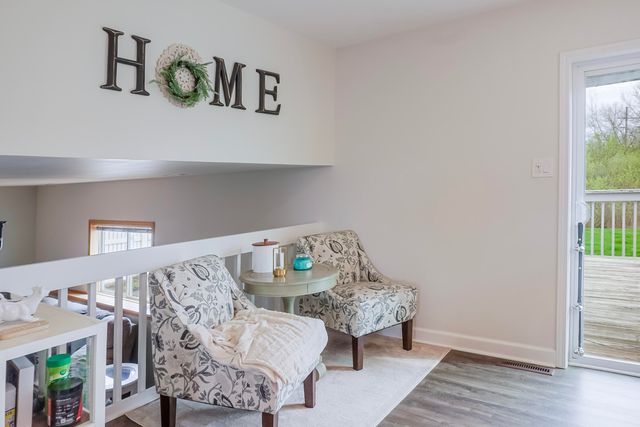 5033 W 92nd Avenue, Crown Point, IN 46307