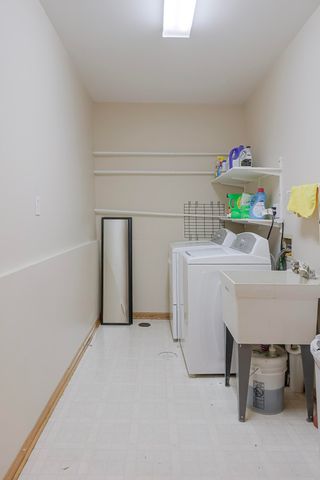 5033 W 92nd Avenue, Crown Point, IN 46307