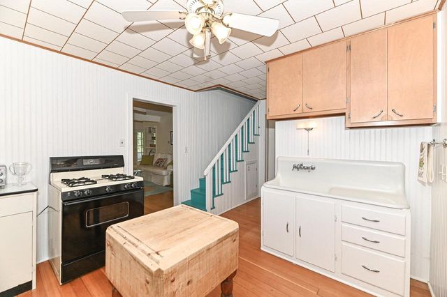 84 Lower Loch Vista DRIVE, Williams Bay, WI 53191