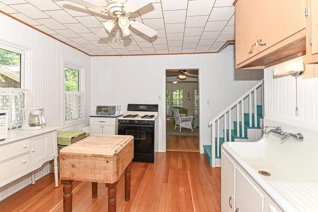 84 Lower Loch Vista DRIVE, Williams Bay, WI 53191