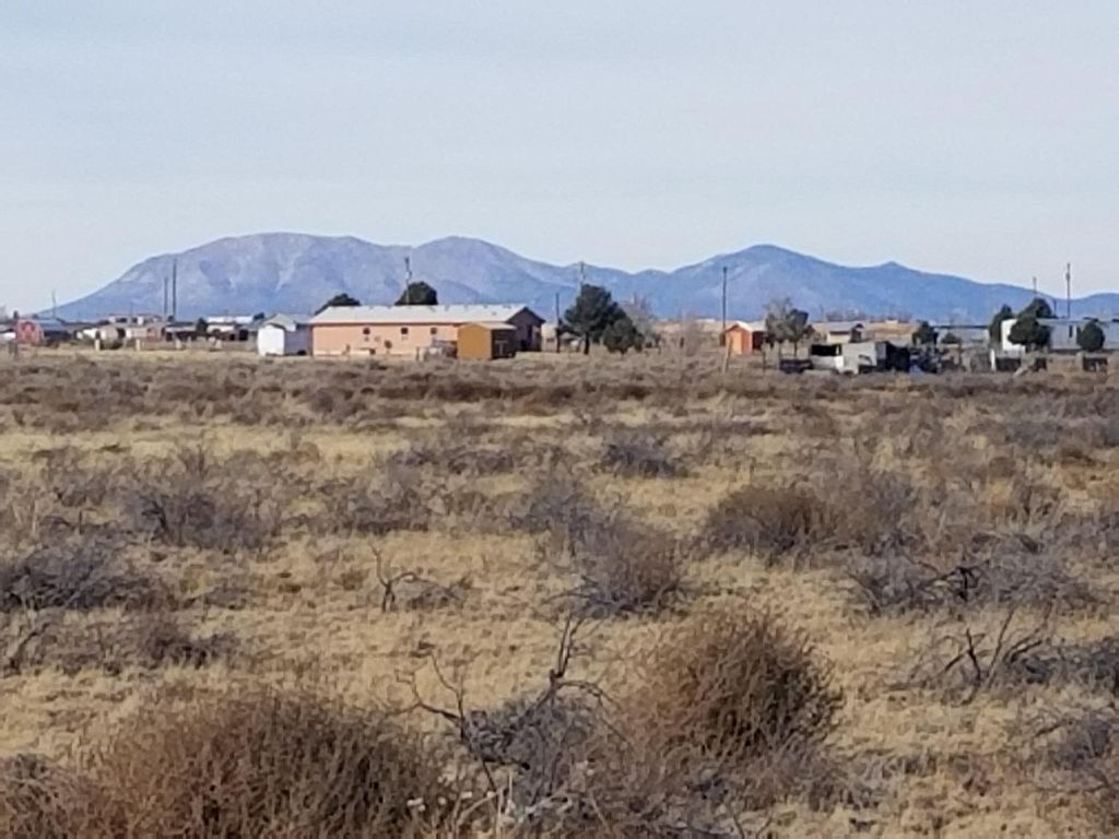 79 Espejo, Mcintosh, NM 87032