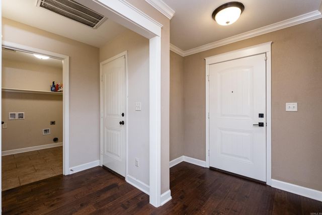 1194 Oak Glenn Loop, Bryant, AR 72002