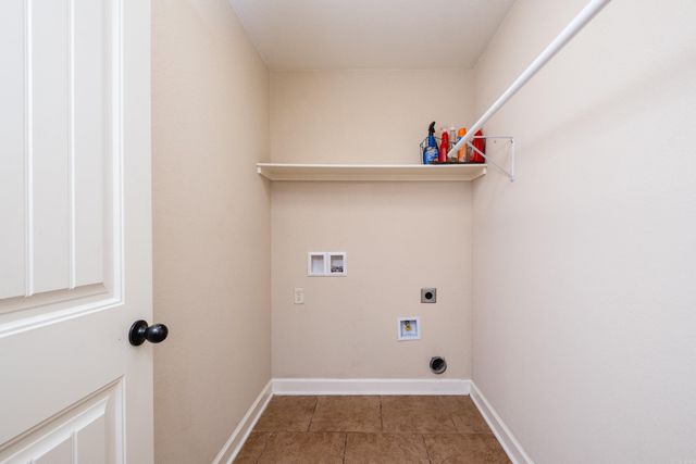 1194 Oak Glenn Loop, Bryant, AR 72002