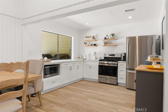 1160 S Westlake Boulevard A, Westlake Village, CA 91361