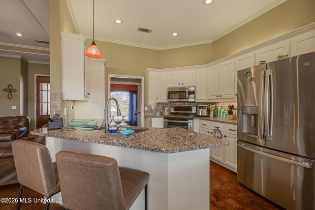 301 Spring Hill Point, Brandon, MS 39047