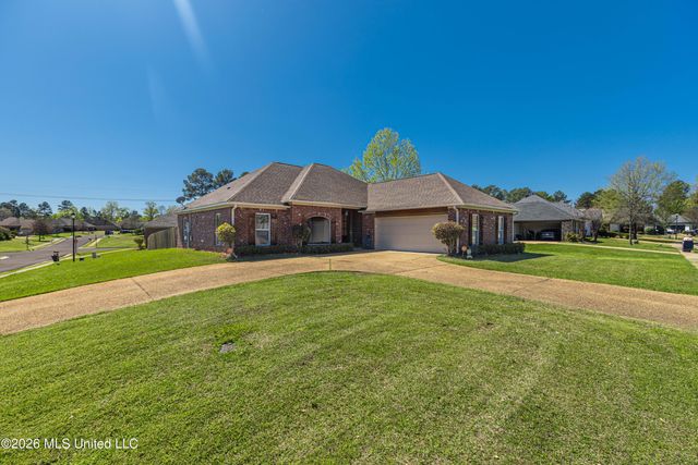 301 Spring Hill Point, Brandon, MS 39047