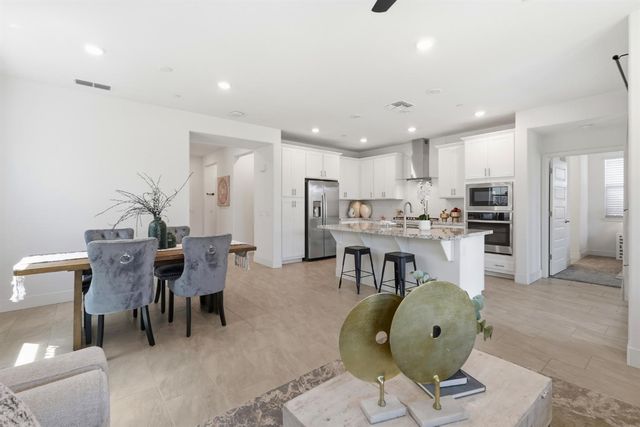 7251 Sagunto Pl, El Dorado Hills, CA 95762