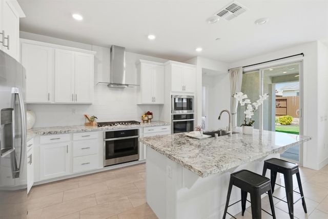 7251 Sagunto Pl, El Dorado Hills, CA 95762