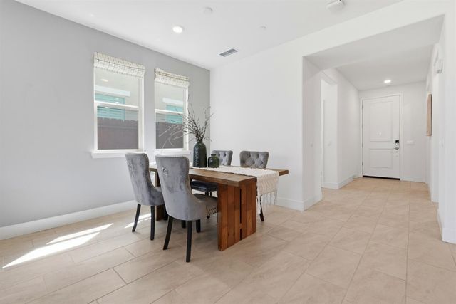 7251 Sagunto Pl, El Dorado Hills, CA 95762