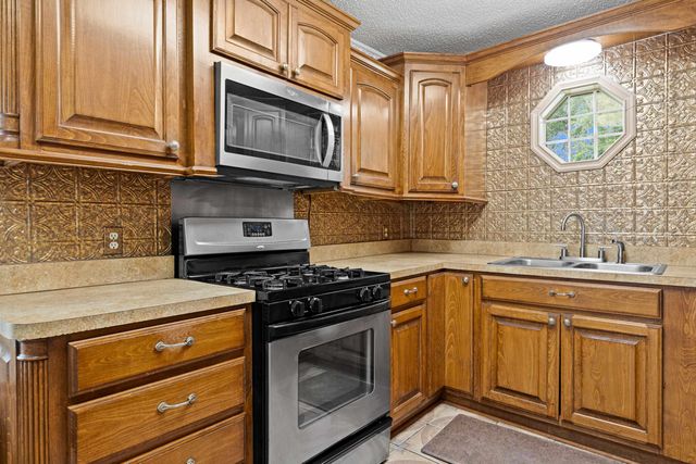 1401 Miles Blvd., Kilgore, TX 75662